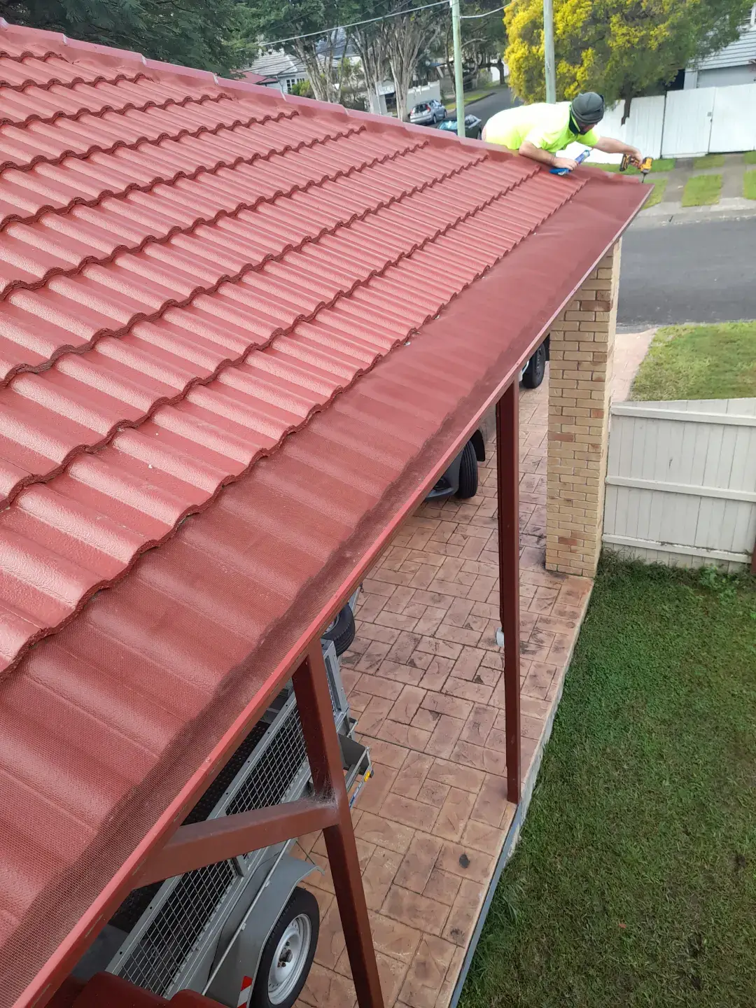 Roof gutter maintenance